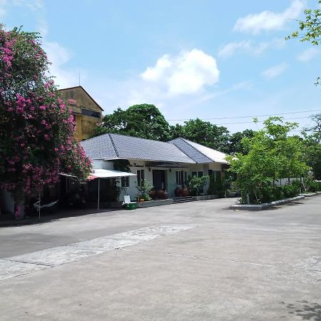 Nha Khach Hai Quan Ðố Sơn Extérieur photo